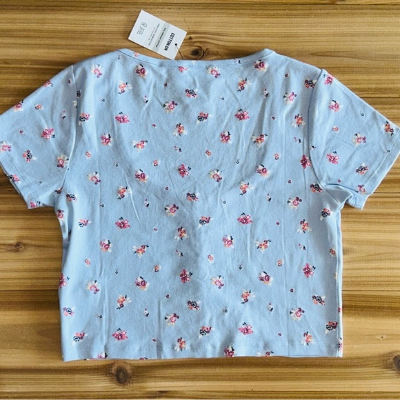 NEW Cotton On Sammie Scoop Neck Short Sleeve Crop Top Women’s size Medium NWT - Picture 10 of 11